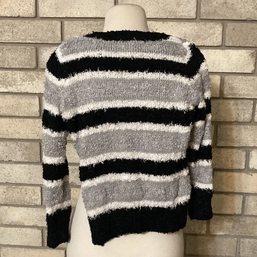 3for$20 FadedGlory (M/7-8)  Kids Sweater